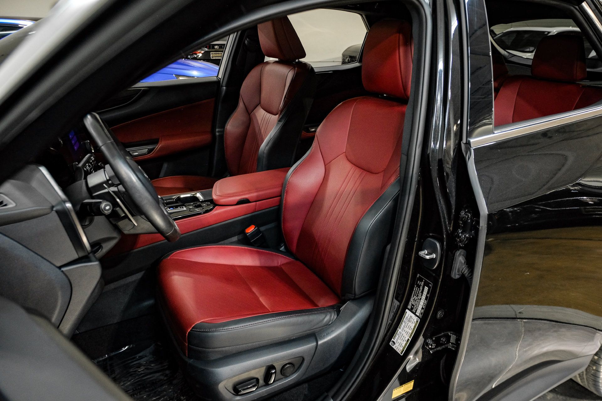 Used 2025 Lexus NX 250 FWD w/ Cold Area Package image 36