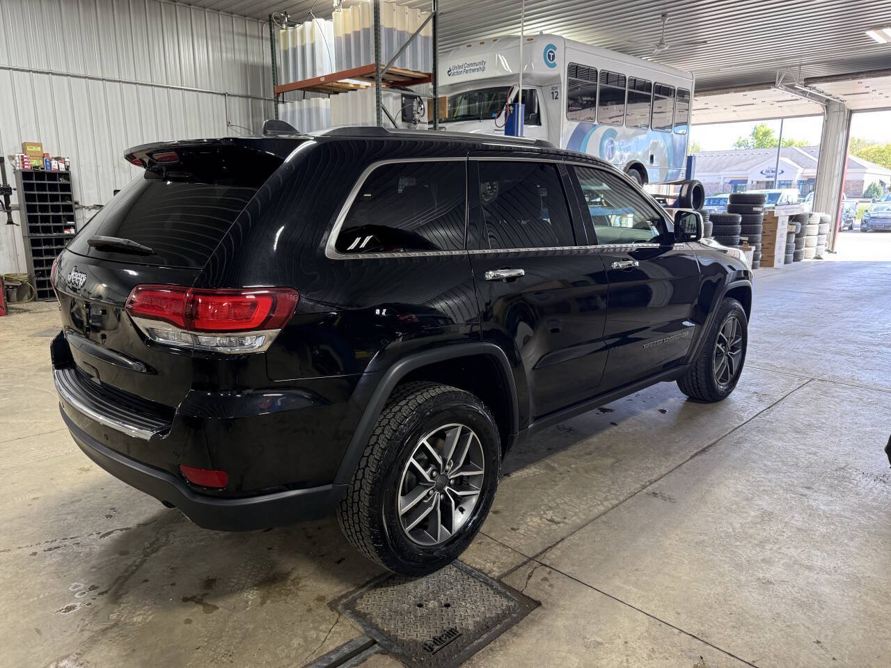 Used 2020 Jeep Grand Cherokee Limited AWD/4WD image 48