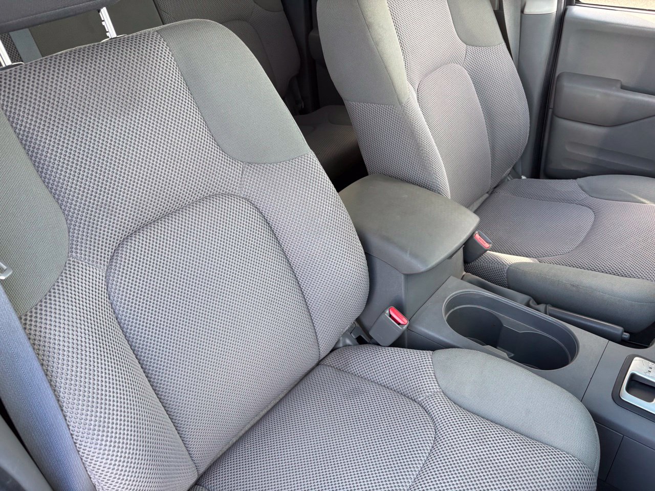 Used 2019 Nissan Frontier SV RWD image 11