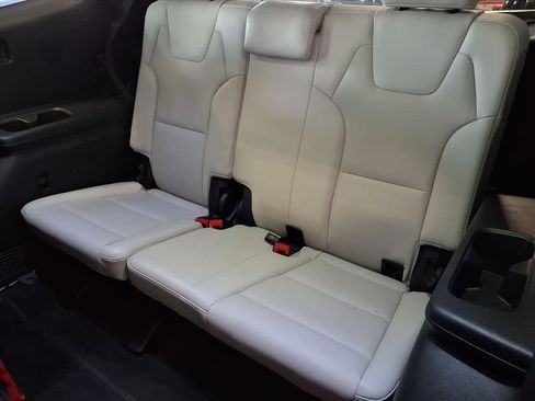 Used 2021 Kia Telluride SX w/ SX Prestige Package image 15