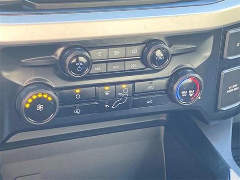 Used 2024 Ford F350 XLT w/ FX4 Off-Road Package image 24