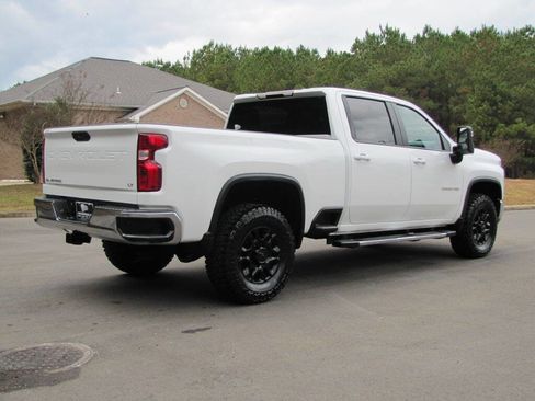 Used 2023 Chevrolet Silverado 2500 LT w/ Convenience Package image 6