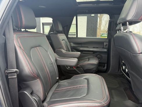 Used 2022 Ford Expedition Max Limited image 30