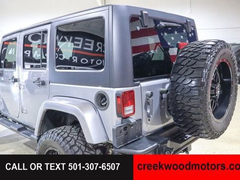 Used 2013 Jeep Wrangler Unlimited Sahara w/ Connectivity Group AWD/4WD image 34