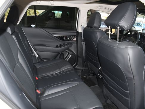 Used 2025 Subaru Outback Touring image 21