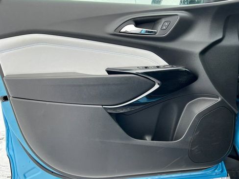 New 2026 Chevrolet Trax LT w/ LT Convenience Package image 12