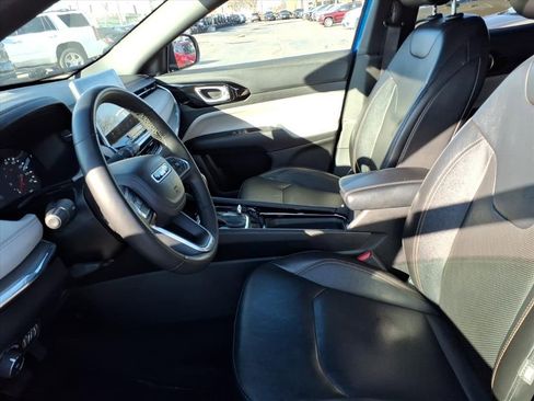 Used 2023 Jeep Compass Limited image 10