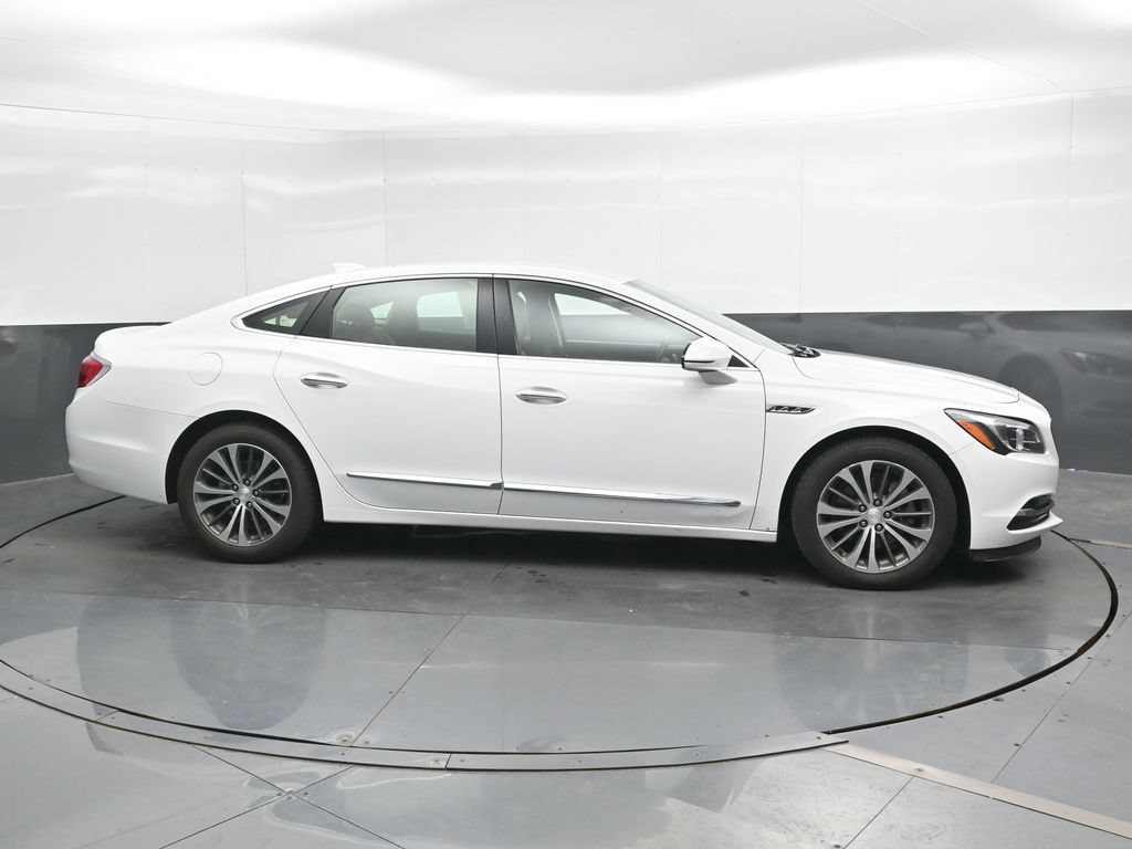 Used 2017 Buick LaCrosse Preferred FWD image 3
