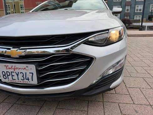 Used 2020 Chevrolet Malibu LT FWD image 18