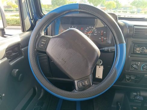 Used 2001 Jeep Wrangler Sport image 15