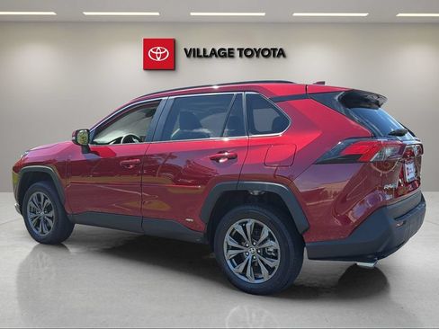 Certified 2023 Toyota RAV4 XLE Premium AWD/4WD image 3