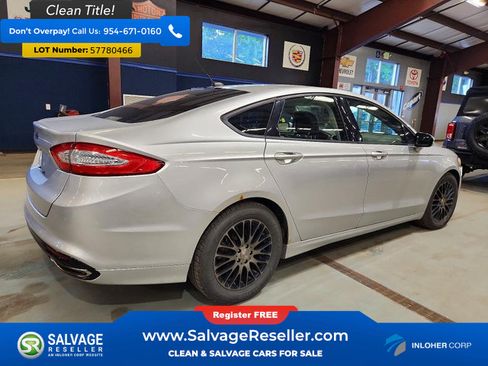 Used 2014 Ford Fusion SE w/ Equipment Group 202A FWD image 4