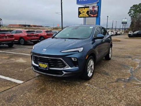 Certified 2025 Buick Encore GX Preferred image 3