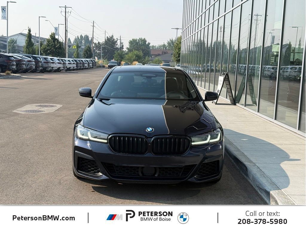 Used 2023 BMW M550i xDrive w/ Dynamic Handling Package AWD/4WD image 8