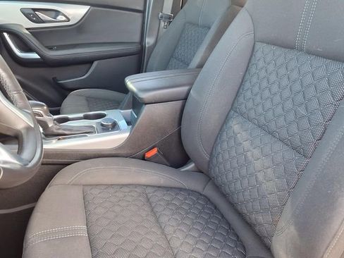 Used 2020 Chevrolet Blazer LT image 3