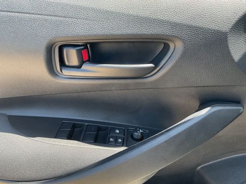 Used 2025 Toyota Corolla LE FWD image 21