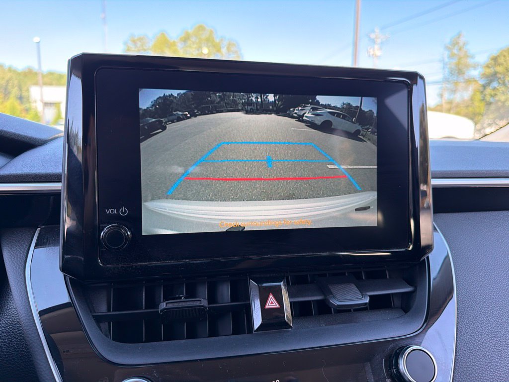 Used 2023 Toyota Corolla LE FWD image 11