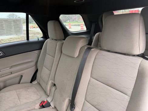 Used 2013 Ford Explorer 4WD w/ Class III Trailer Tow Pkg image 11