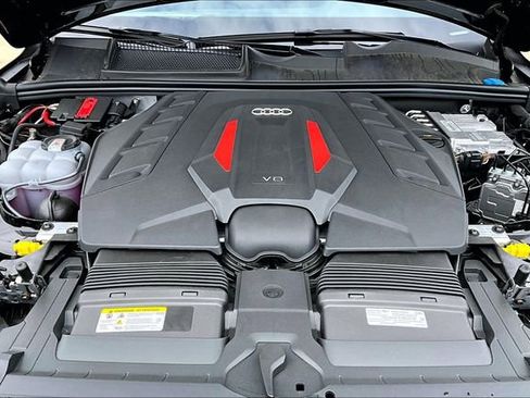 New 2026 Audi SQ7 Premium Plus image 9