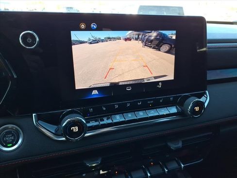 Used 2023 Chevrolet Colorado Z71 w/ Z71 Convenience Package 2 image 26