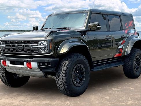 Used 2025 Ford Bronco Raptor AWD/4WD image 1