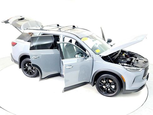 Used 2025 INFINITI QX60 Luxe w/ Black Edition image 24