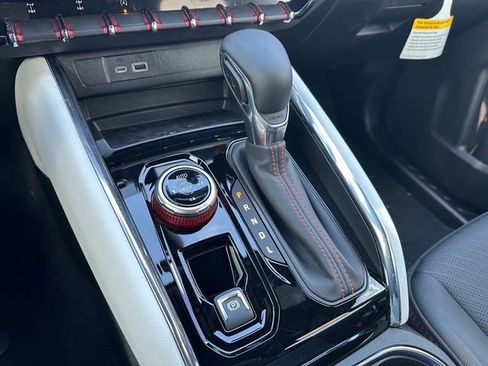 New 2025 GMC Canyon AT4 w/ AT4X Package image 35