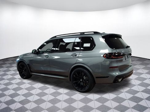 New 2026 BMW X7 xDrive40i w/ M Sport Package image 3