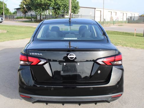 Used 2025 Nissan Versa S w/ S Plus Package FWD image 5