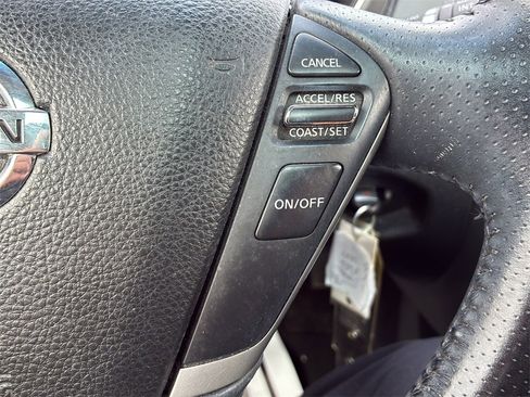 Used 2014 Nissan Murano SL w/ Navigation Package image 35