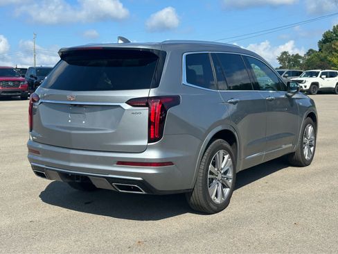 Used 2024 Cadillac XT6 Premium Luxury w/ LPO, Floor Liner Package AWD/4WD image 7