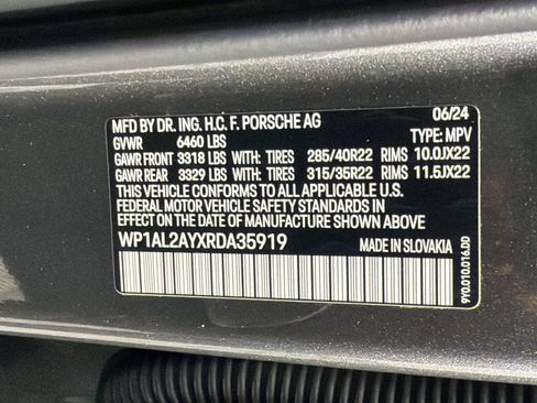 Certified 2024 Porsche Cayenne S AWD/4WD image 26