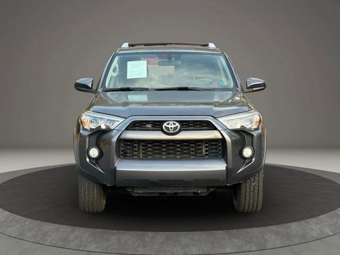 Used 2016 Toyota 4Runner SR5 image 2