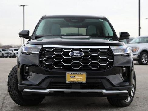 Certified 2025 Ford Explorer Platinum w/ LUX Leather Package AWD/4WD image 2