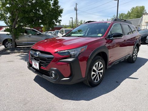 Certified 2024 Subaru Outback Premium AWD/4WD image 6