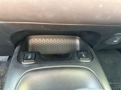 Used 2023 Toyota Corolla XLE FWD image 10