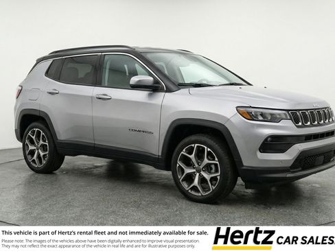 Used 2025 Jeep Compass Limited image 1