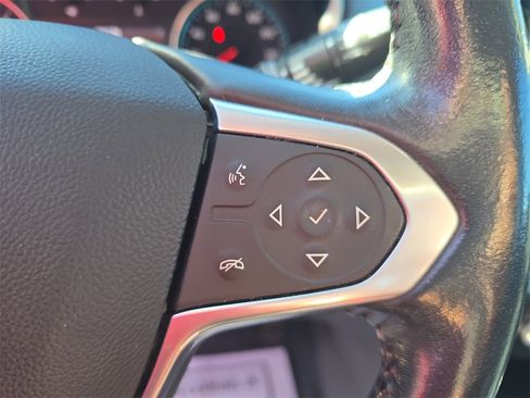 Used 2021 Chevrolet Traverse LT w/ LPO, Blackout Package image 18