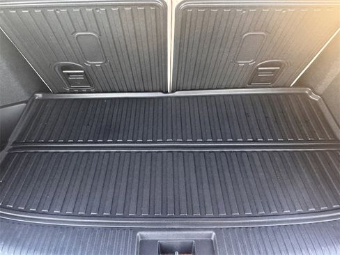 Used 2022 Acura MDX Technology image 12