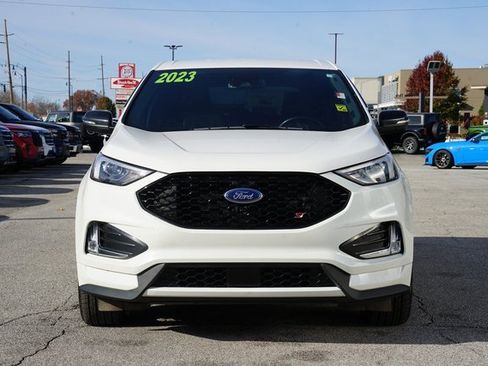 Certified 2023 Ford Edge ST image 2