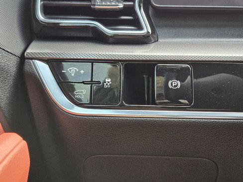 Used 2023 Kia Sportage SX image 24