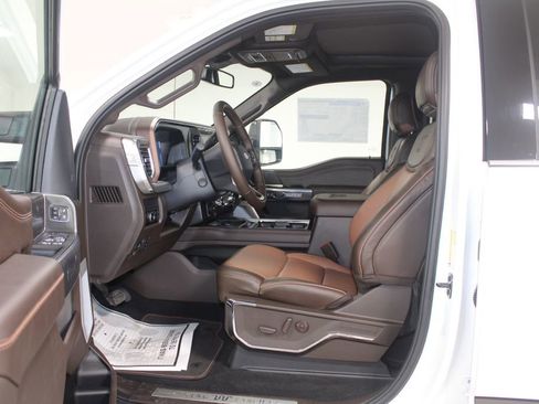 New 2025 Ford F350 King Ranch w/ FX4 Off-Road Package image 20
