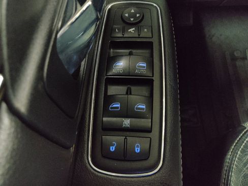 Used 2014 RAM 1500 Sport w/ Convenience Group image 27