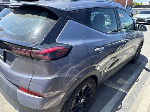 Used 2023 Chevrolet Bolt EUV LT FWD image 7