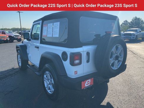 Used 2021 Jeep Wrangler Sport AWD/4WD image 4