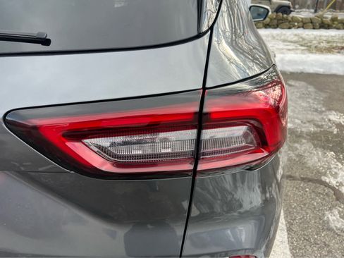 Used 2024 Ford Escape Platinum image 10