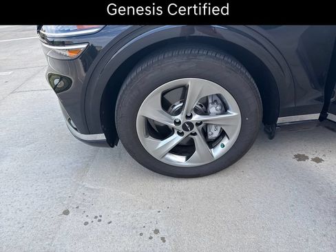 Certified 2026 Genesis GV70 2.5T AWD/4WD image 25