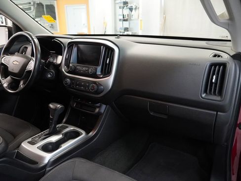 Used 2018 Chevrolet Colorado LT w/ LT Convenience Package AWD/4WD image 25