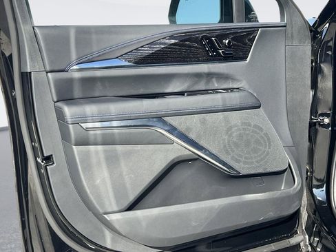 New 2026 Cadillac Escalade IQL Sport 1 AWD/4WD image 10