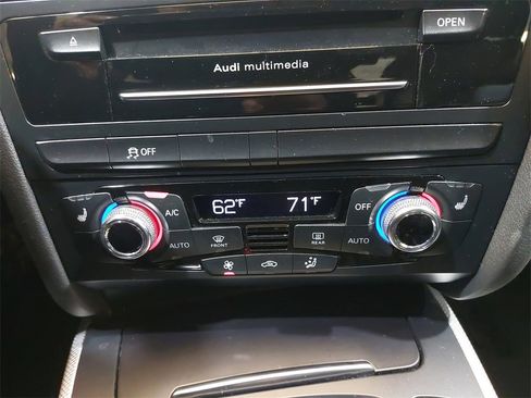 Used 2015 Audi A4 2.0T Premium Plus w/ Technology Package image 23
